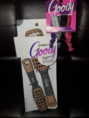 Goody Hair Brush Set & Hair Ties